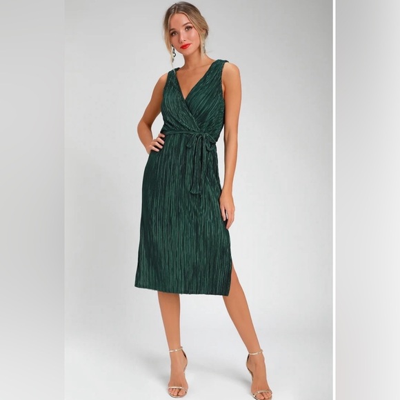 BB Dakota Size XS Happy Pleat Midi Dress Winter Green - Picture 1 of 9